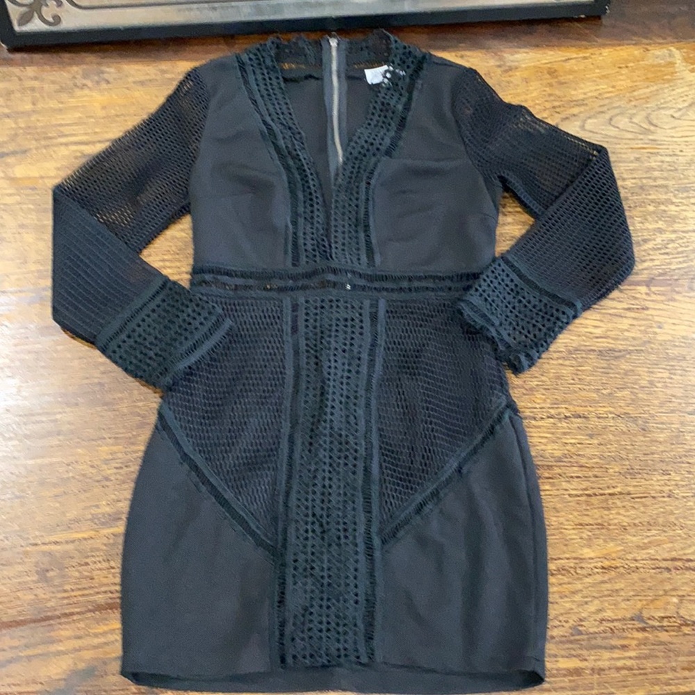 Sharpen Australia Mini Dress Size 12